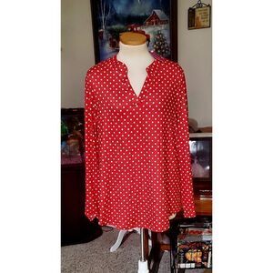 NWT HALIFE WOMENS TOP